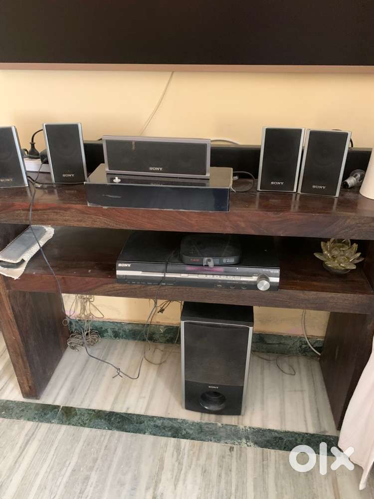 Sony music system round sarround