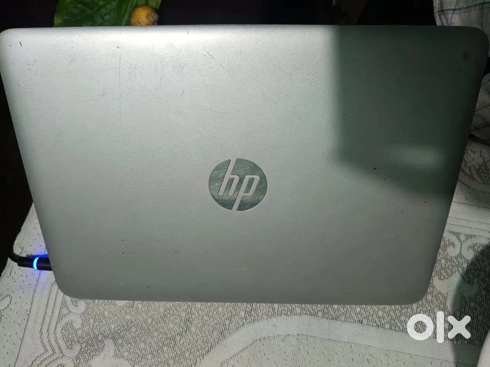 Hp elitebook i5 /820 G3