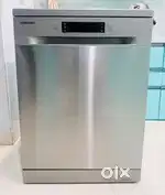 Dish washer