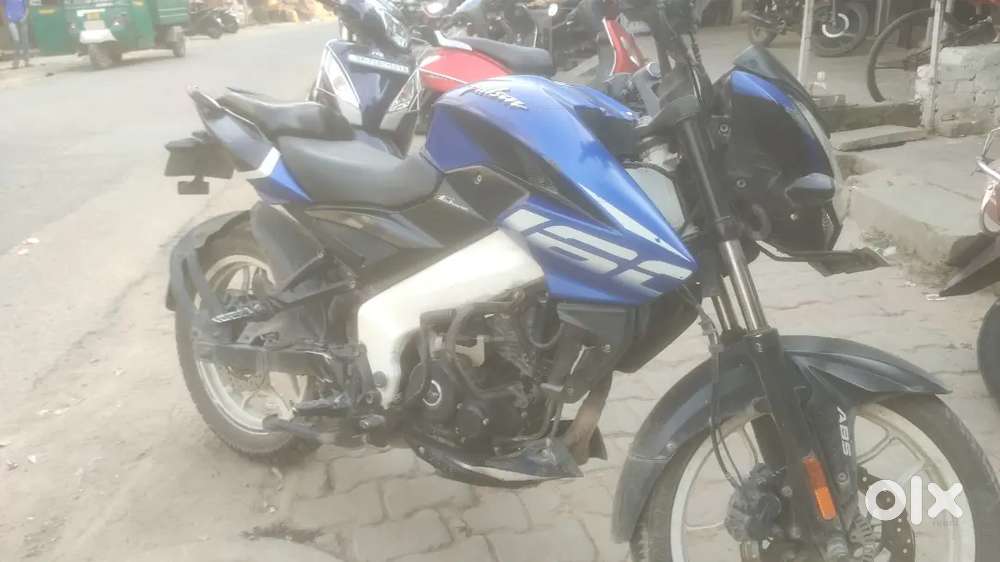 Pulsar Ns 160