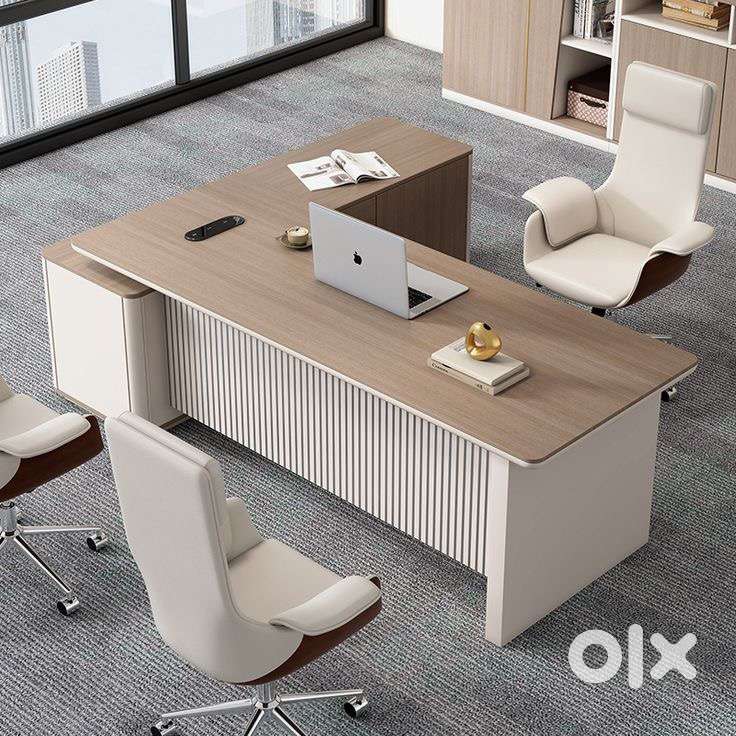 Need good looking personal astitant