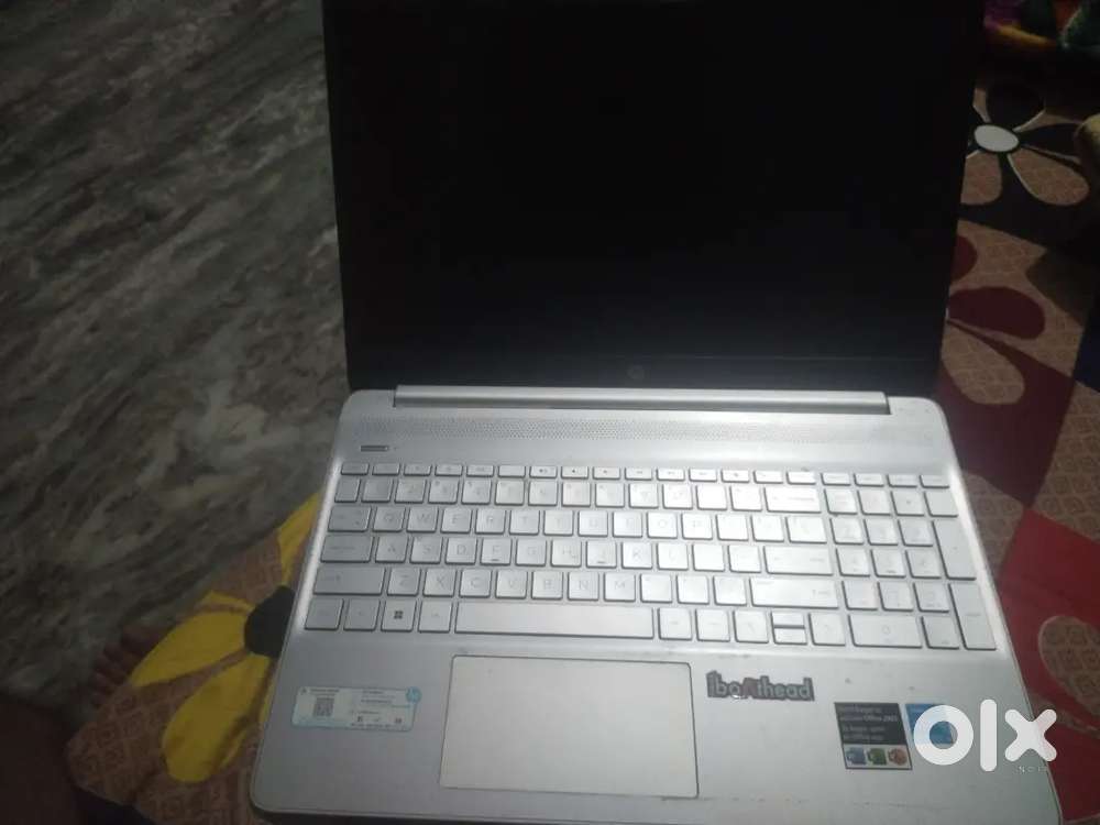 Hp Laptop i3 11 gen   with 512 gb SSD