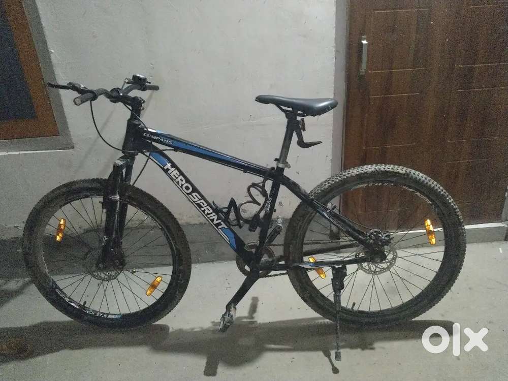 Compass hero sprint, if anyone likes to buy contact me Iwill give disc