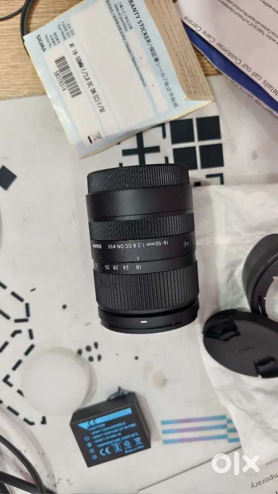 Sigma 18-50mm F2.8 DCDN Apsc Lens only 7 Month old, Bill and Box