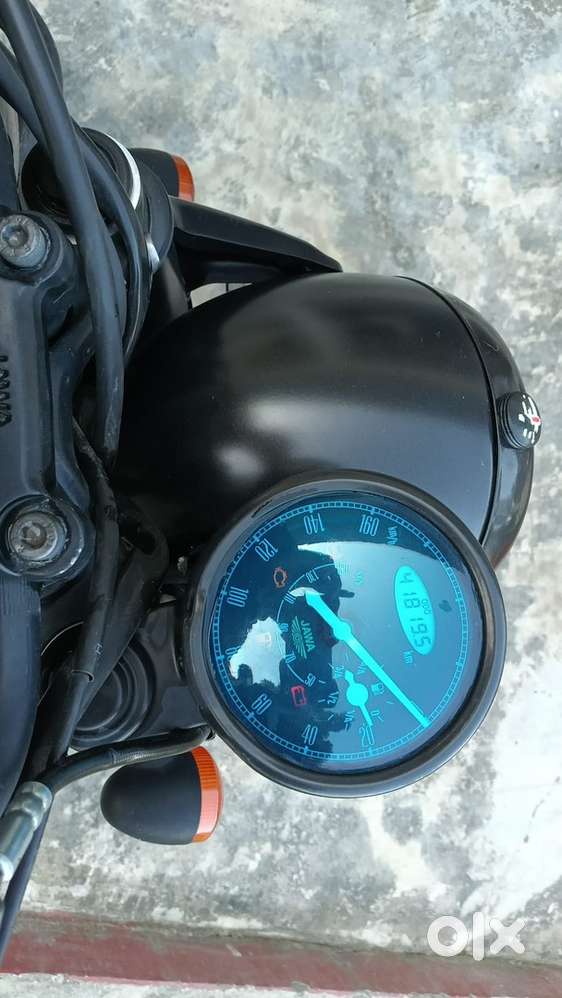 1.5lakh for this byk jawa classic legend
