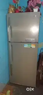 LG DOUBLE DOOR FRIDGE 520 litre size hight 7 /3