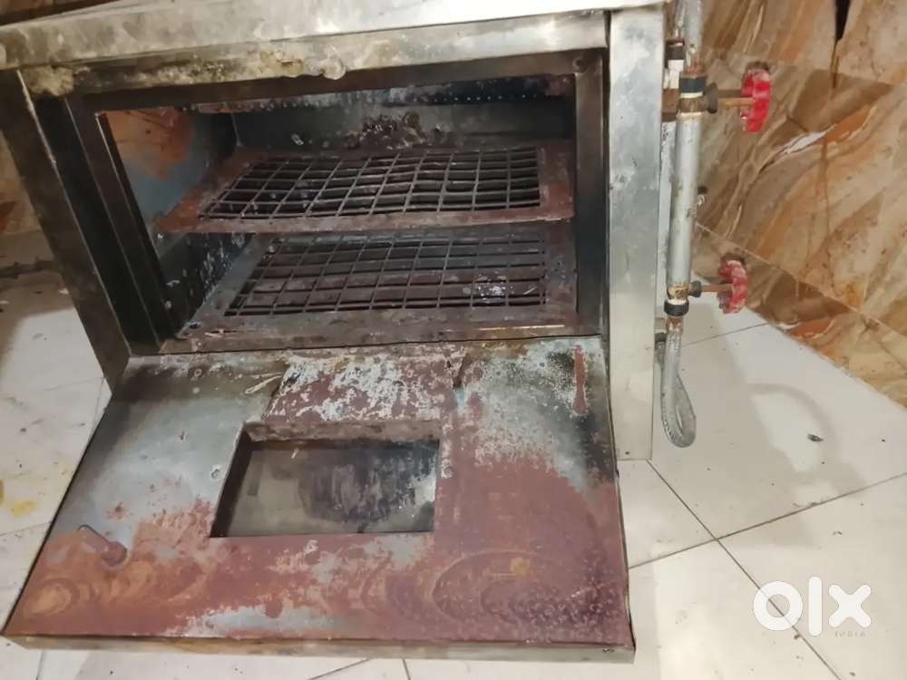 Items for pizza cafe