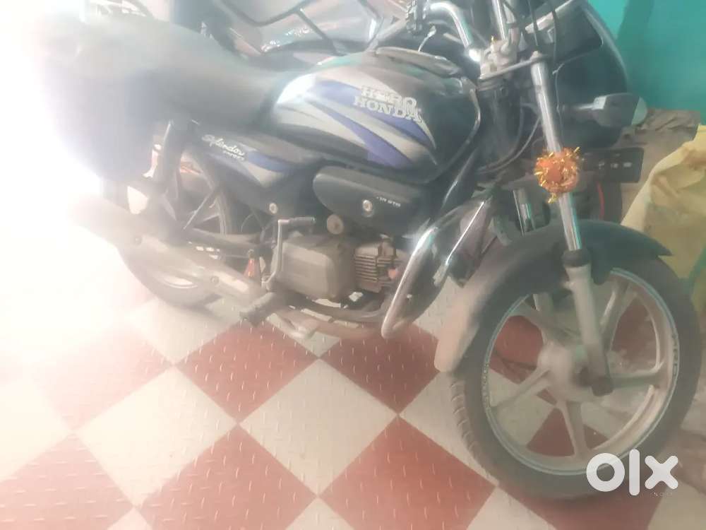 Splendor in running condition, mileage 70