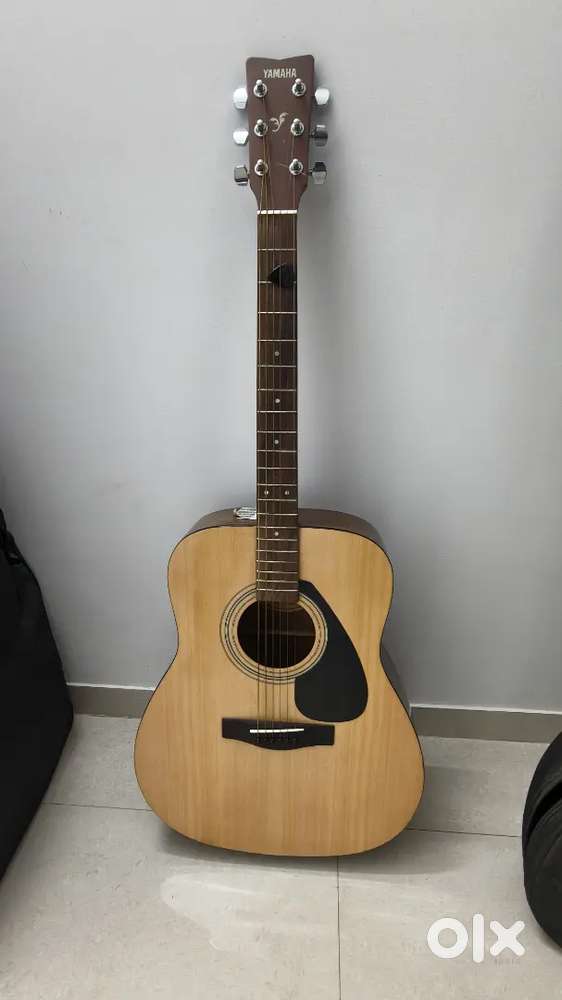 Yamaha F310 Guitar for sale at 6899