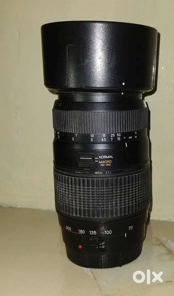 Canon 1100d dslr with 70-300 lens