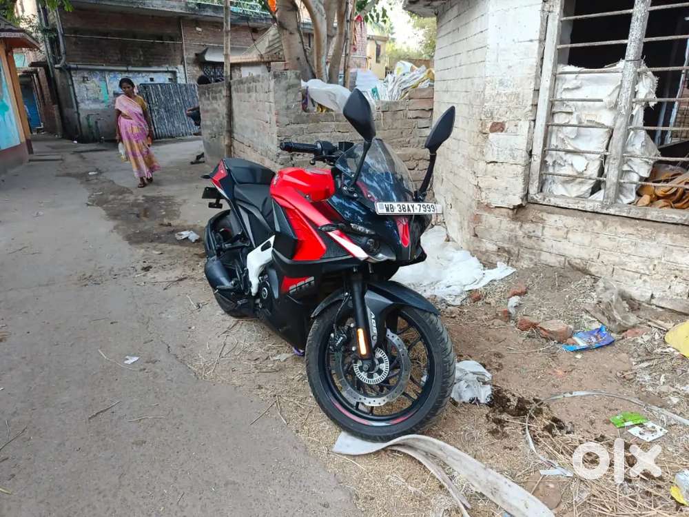 New bike no scratches brand new pulser 1st owner bike