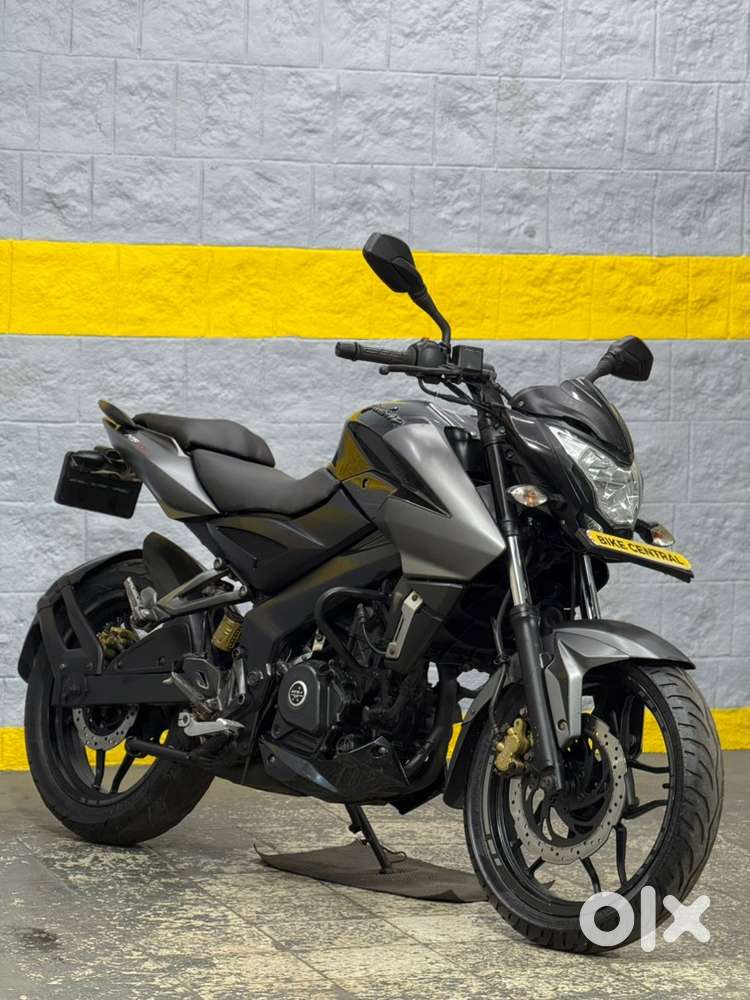 BAJAJ PULSAR NS200 (2600)