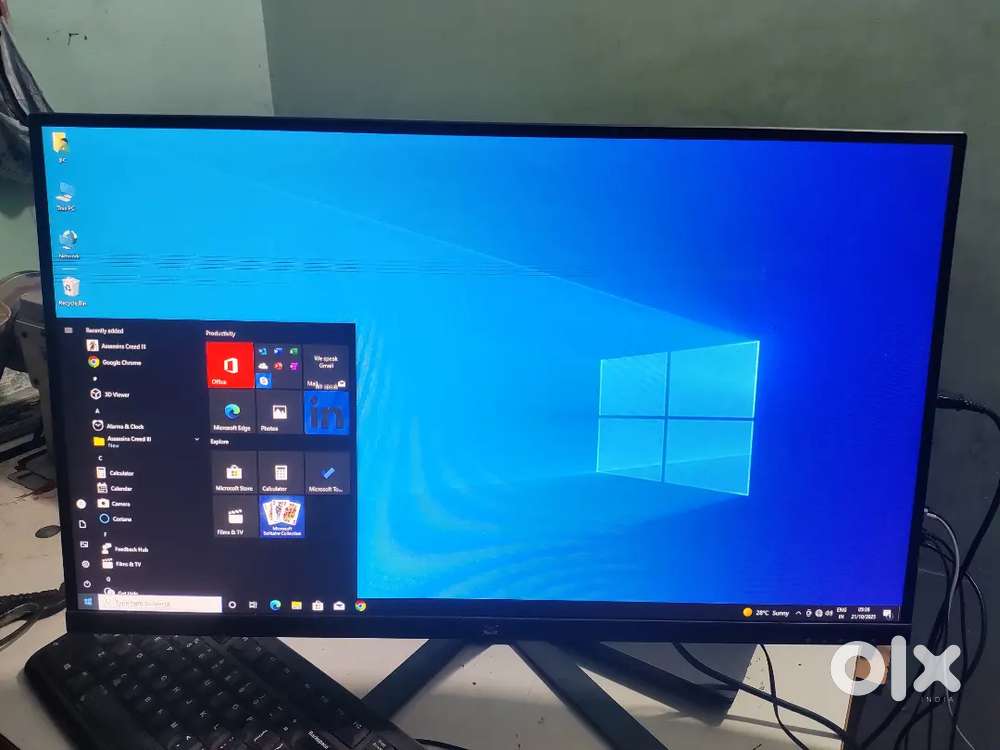 i5 processor 8gb Ram 128gb SSD 250gb hhd amd Radeon graphics card