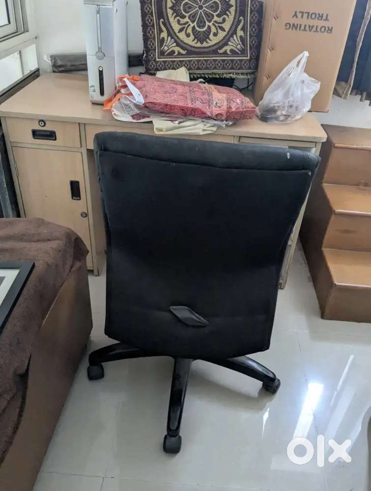 Computer table with office chair