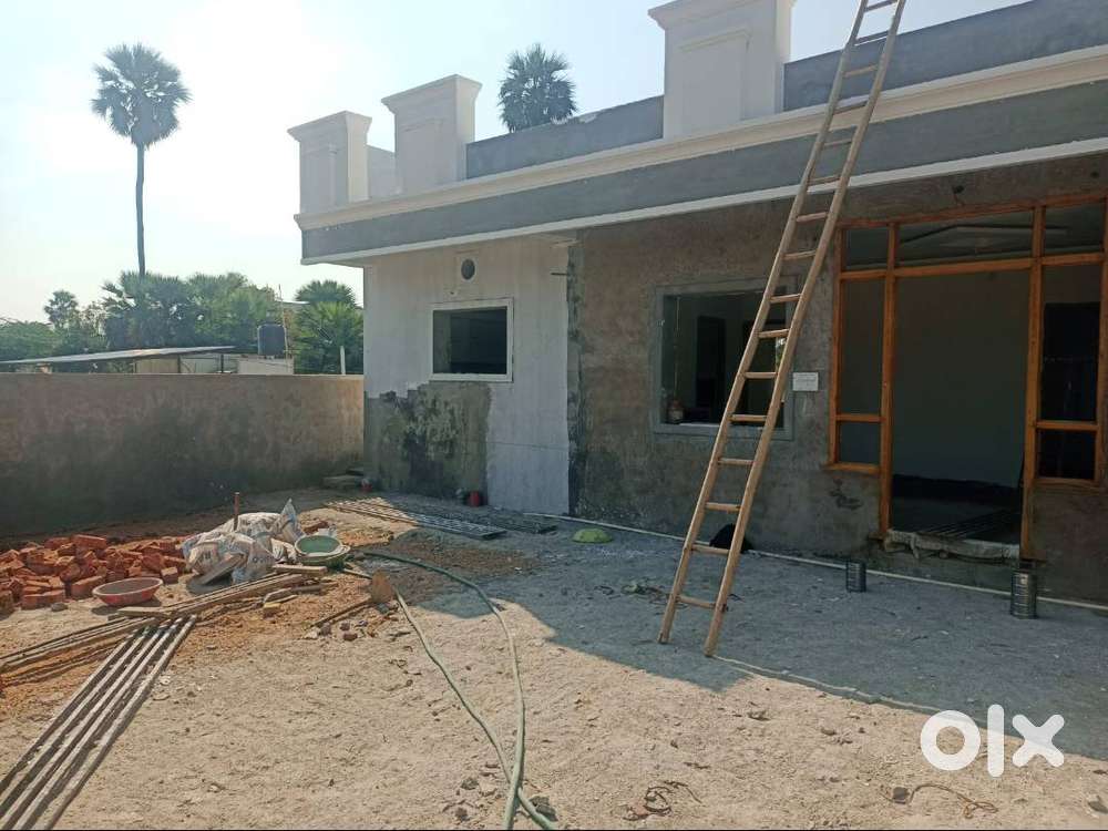 202 sq:yd open  plot  900 sft  constructions house