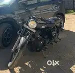 Royal Enfield Classic 500 STEALTH BLACK