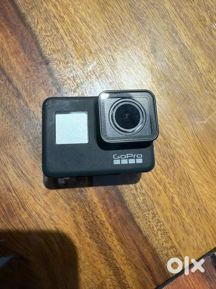 GoPro Hero 7 Black (US Model)- Mint Condition with some Accessories