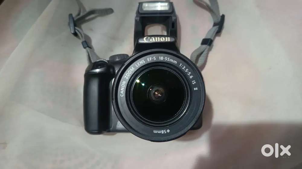 Canon EOS 1100d DSLR camera videos and photo