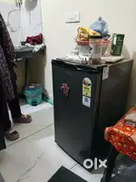 GEM fridge 100litre