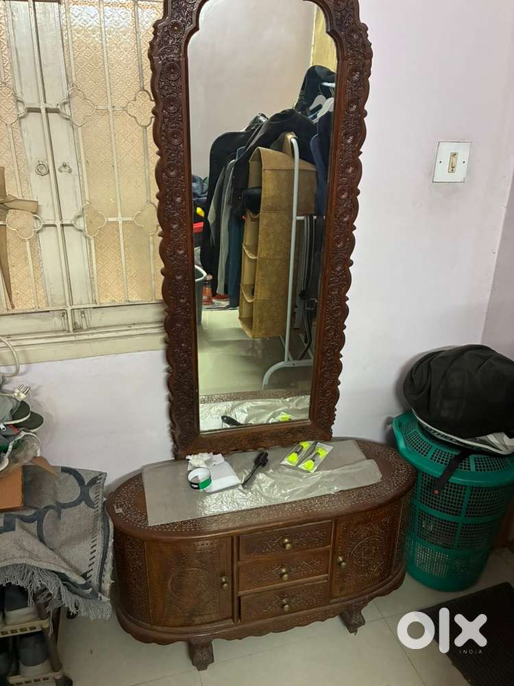 Carved Stylish dressing table