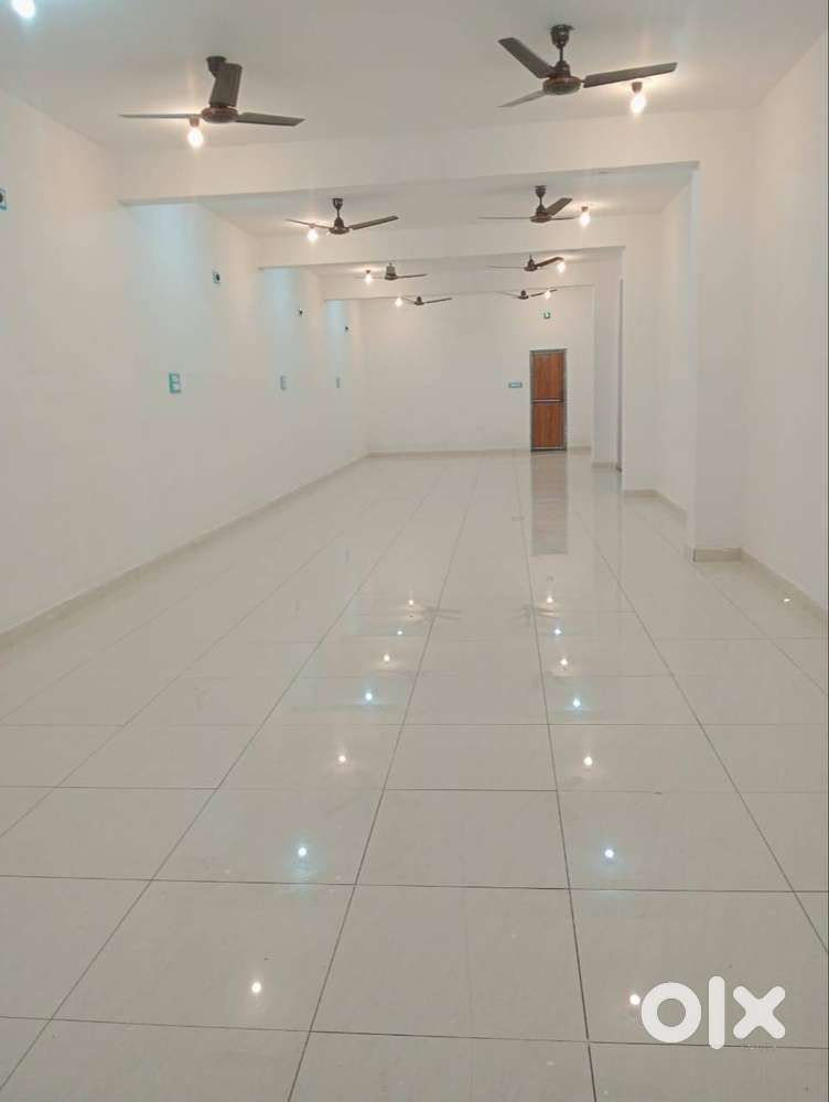 Office space/Showroom space available