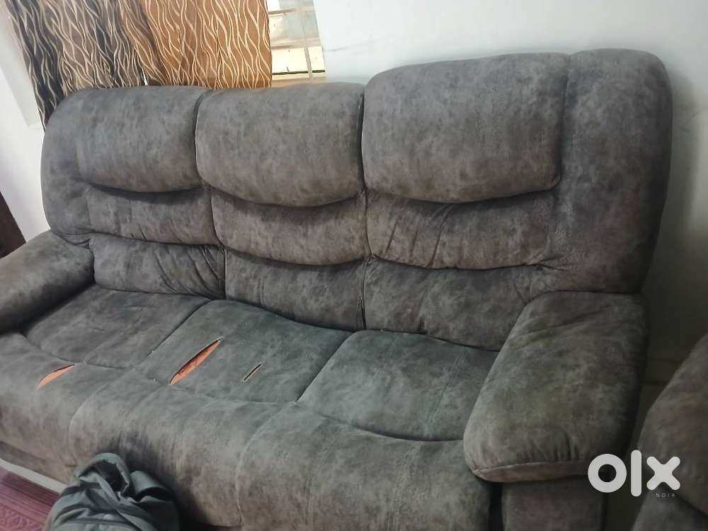 Sofa reclainer
