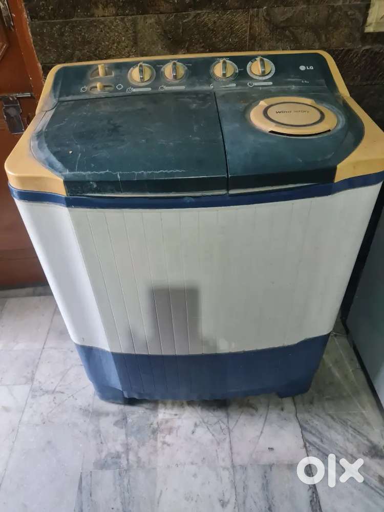 Washing machine LG 6 5 kg good condition proper working