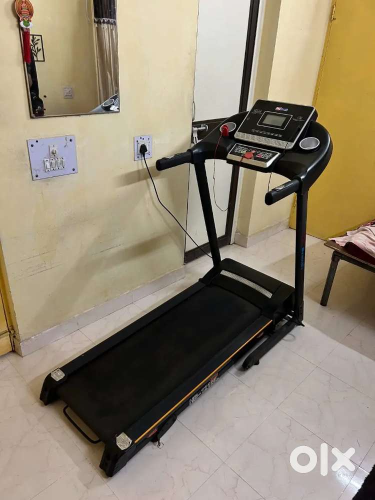 Tele brands, HB-121ML Treadmill - Excellent Condition, Folding