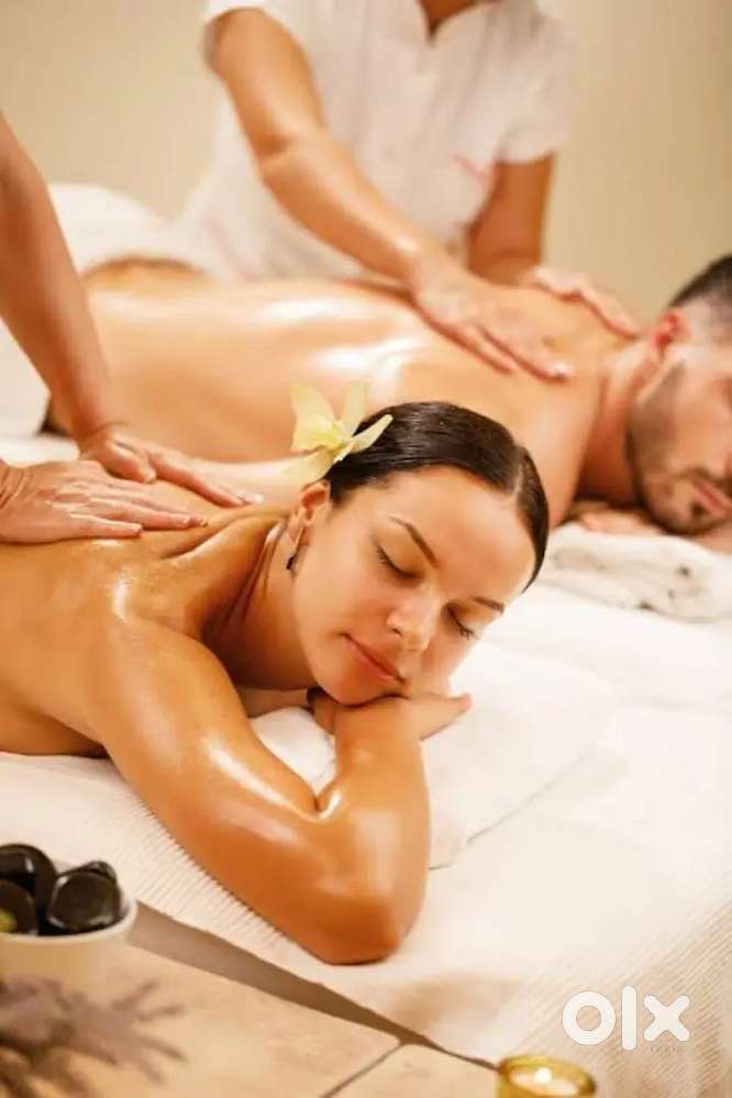 FEMALE MASSAGE THERAPIST WANTED
