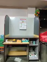 HEAVY COMPUTER AND STUDYING TABLE