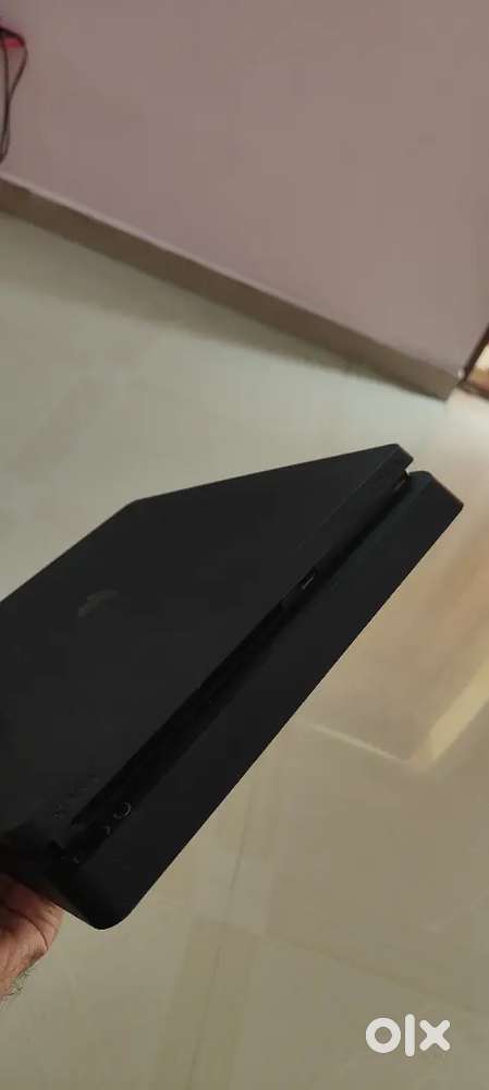Ps4 slim 1tb storage