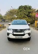 Toyota Fortuner 3.0 Sportivo 4X2 MT, 2017, Diesel