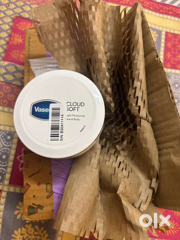 Vaseline moisturiser 100 ml