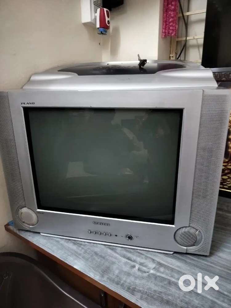 बेहतरीन कंडीशन में टीवी बेचना है