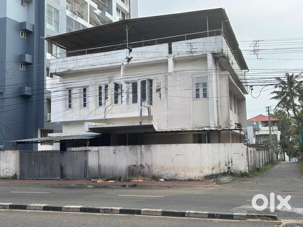 Commercial Space for rent near Medical College.