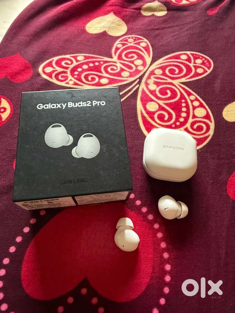 Samsung Airbuda 2 pro white color