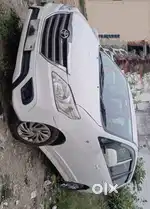 Toyota Innova 2015 Diesel 145000 Km Driven