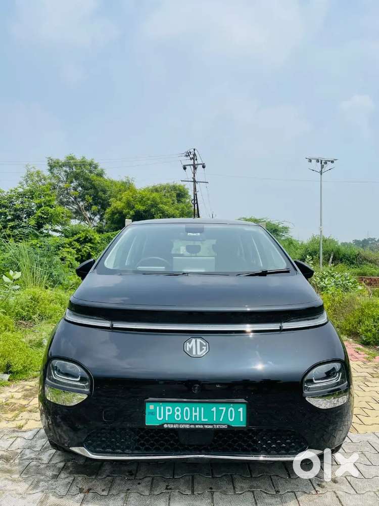 MG Windsor EV 2025 Electric 22610 Km Driven