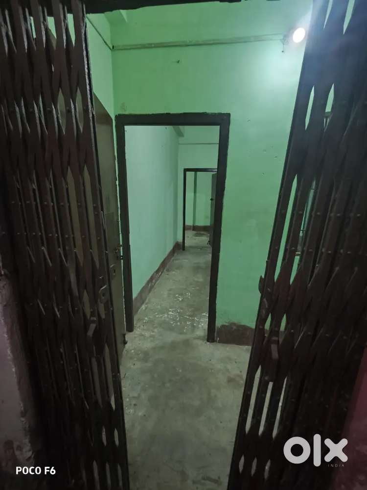 2BHK on Ground floor in main road