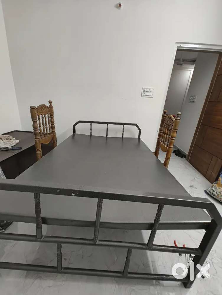 BED/COT FOR SALE
