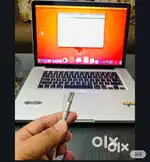 Apple makbook air i4
