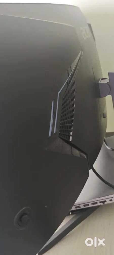 Acer 34 curve monitor, 120hz refresh rate.