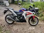 HONDA CBR 250R