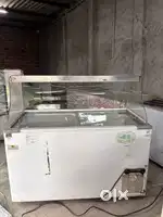Icecream counter parlour