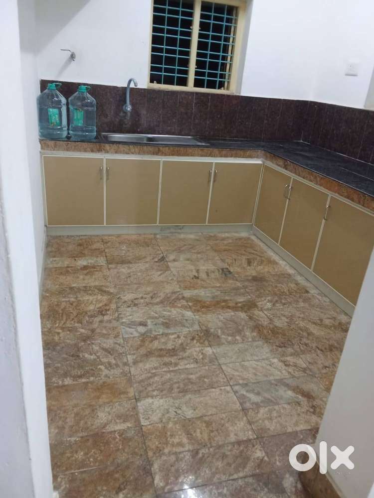 1BKH INDEPENDENT HOUSE FOR RENT IN SARATHA NAGAR, PARVATHIPURAM