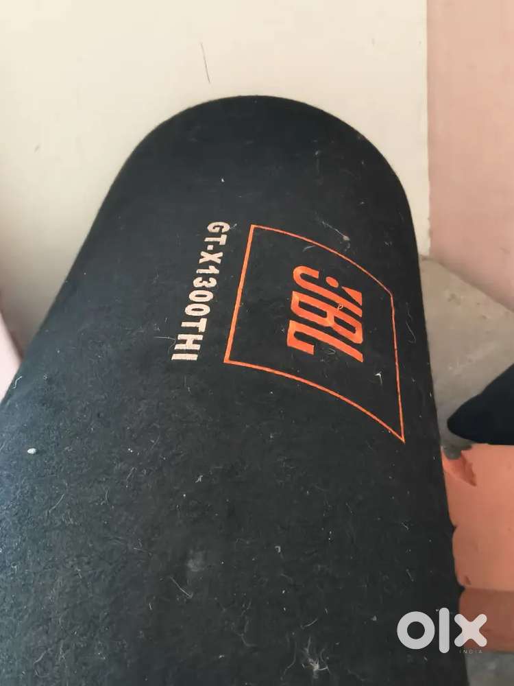 CAR BASE JBL BOOFER