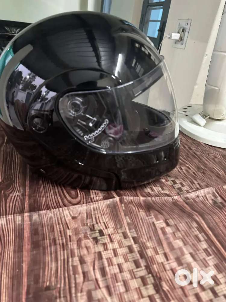 Studs full black helmet original