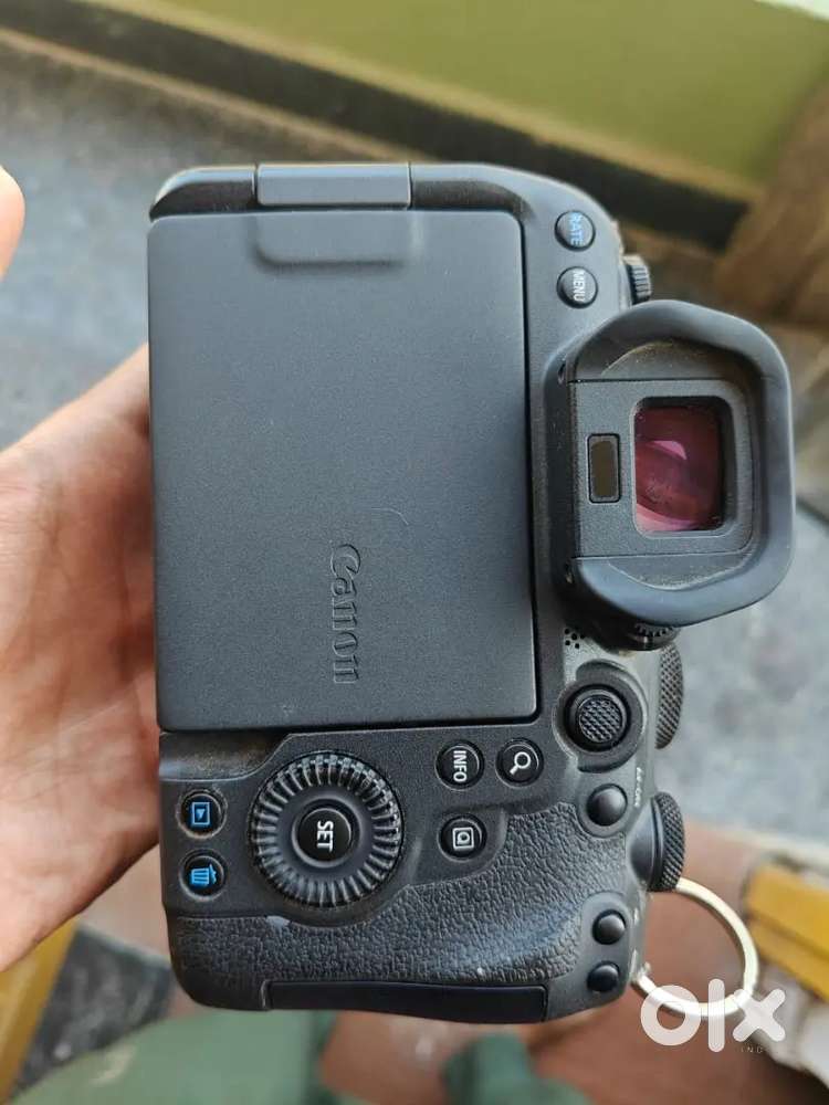 Canon R6 Body Only