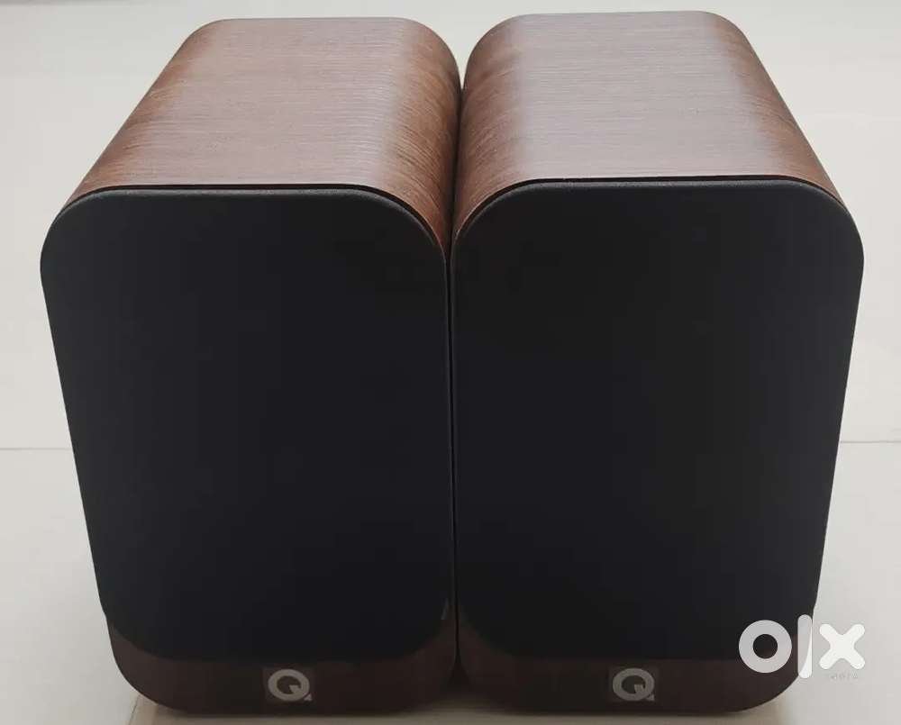 Q-Acoustics Bookshelf Speakers 2 Pairs.