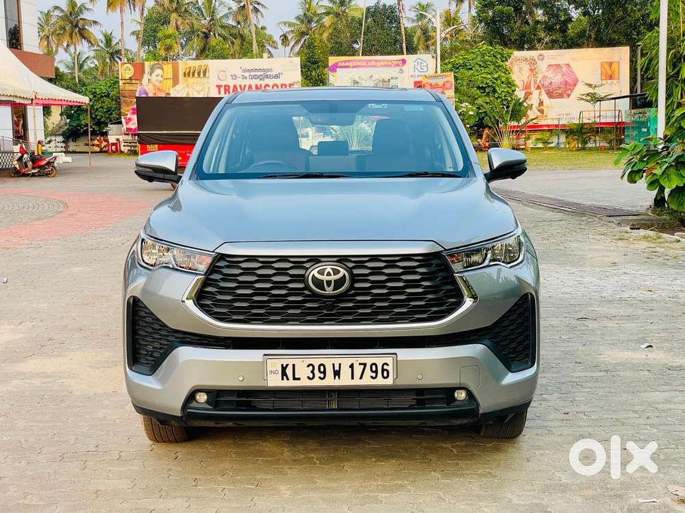 Toyota Innova Hycross 2.0 VX (O) Hybrid 8 STR, 2025, CNG & Hybrids